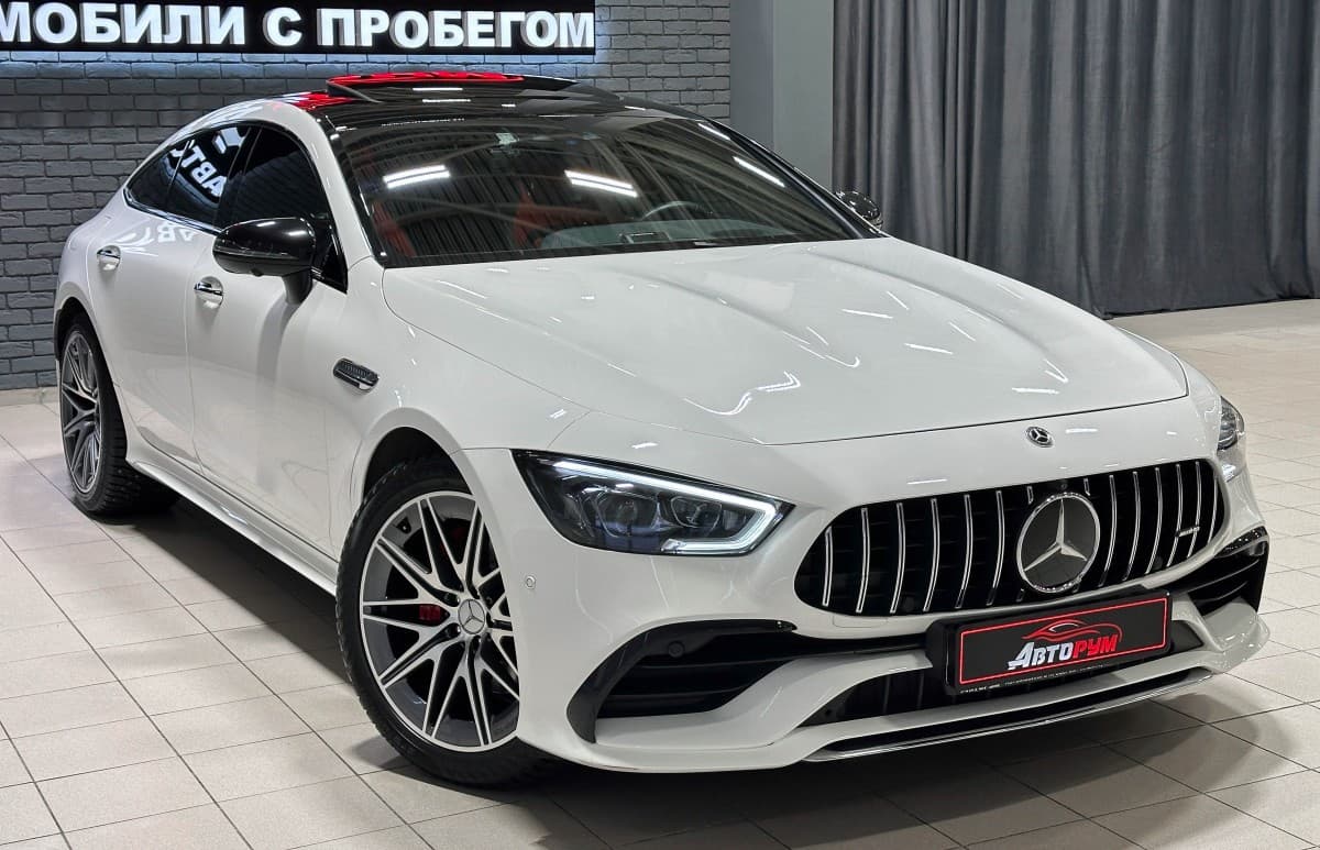 Mercedes-Benz AMG GT - 4
